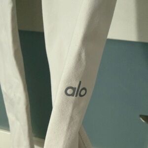 ALO Yoga White High-Waisted Leggings